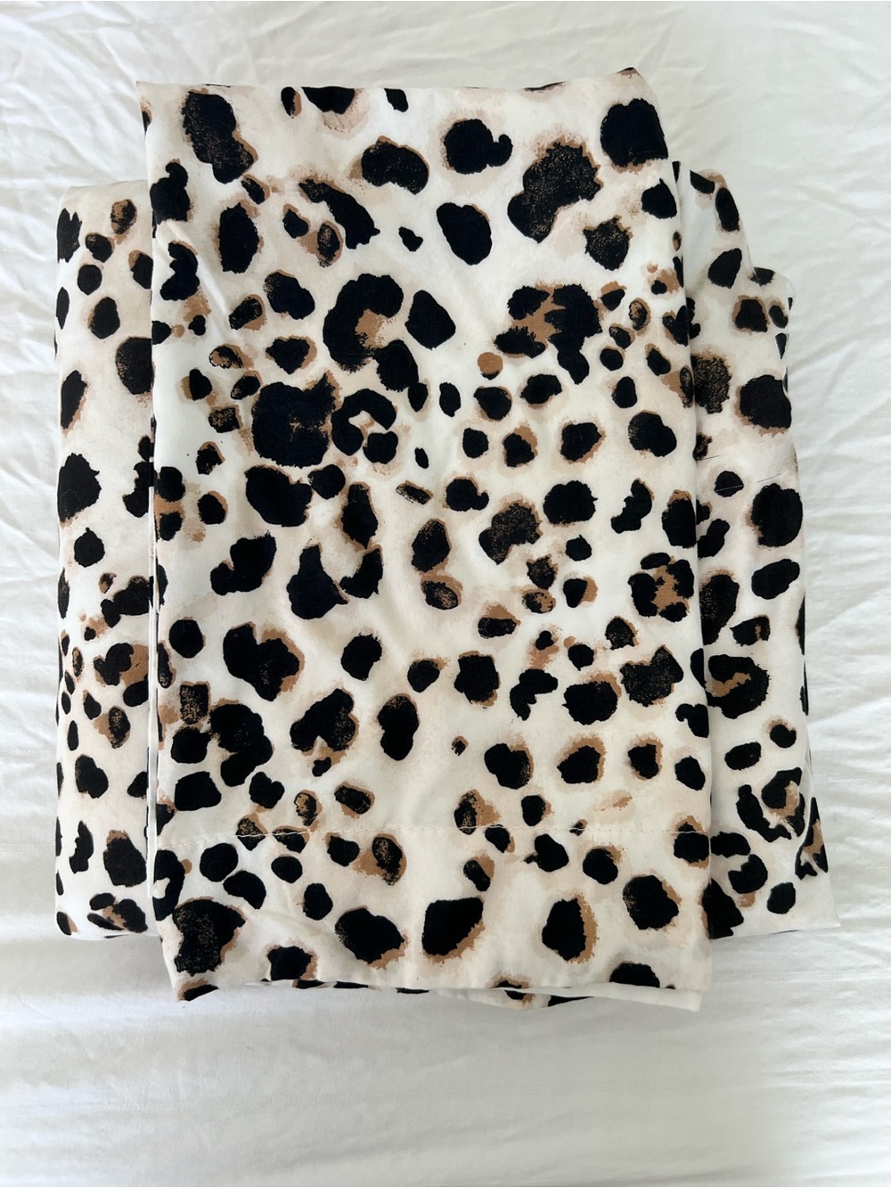 Betsey Johnson Leopard Print Duvet & 2 pillow shams
